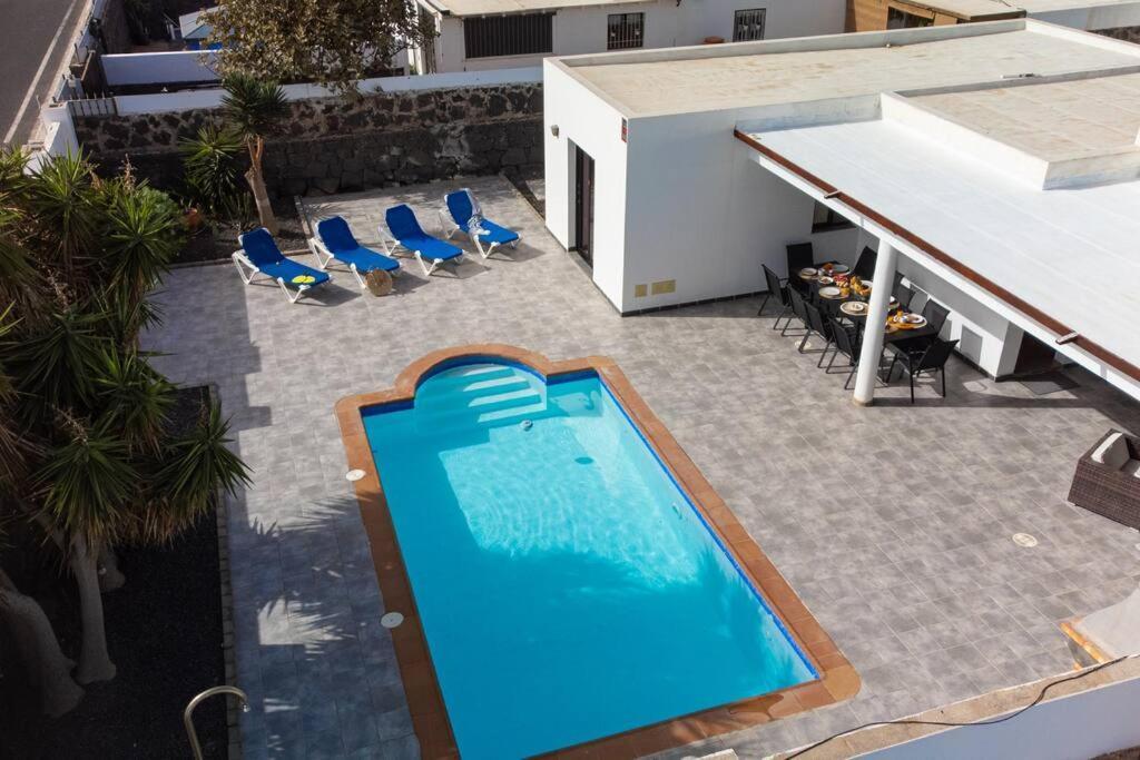 Casa Marlay Spacious, Heated Pool, Bbq & Fast Wi-Fi Only 15 Minutes Walk To Town Playa Blanca  Extérieur photo