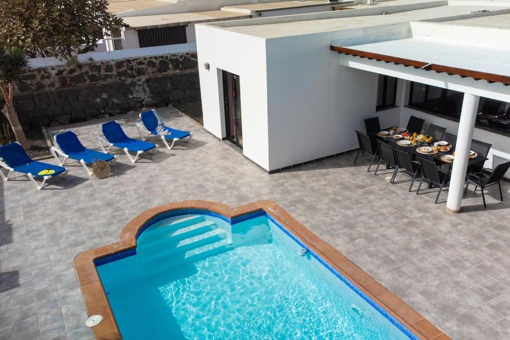 Casa Marlay Spacious, Heated Pool, Bbq & Fast Wi-Fi Only 15 Minutes Walk To Town Playa Blanca  Extérieur photo